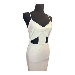 Symphony White Party Mini Dress with Cut-Out on stomach Sz Sm